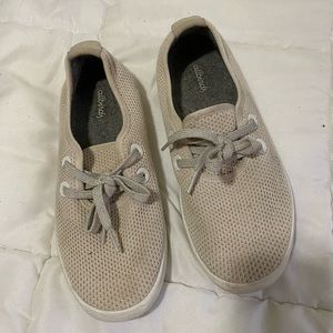 Beige Allbirds Tree Skippers